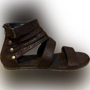Corky’s Artemis Rustic Leather Sandals size 8